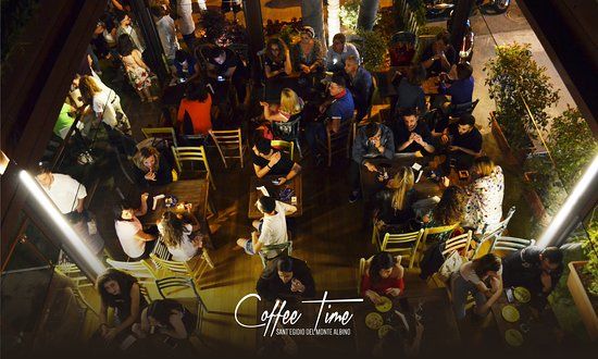 Coffee Time Lounge Bar e Zeppoleria
