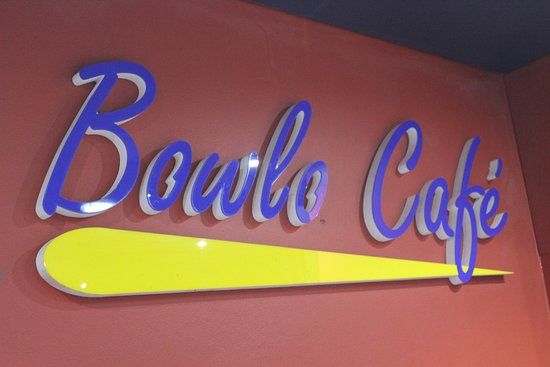 Bowlo Cafe