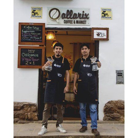 Qallarix Coffee & Market