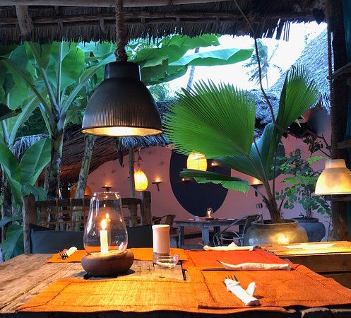 Zanzistar Restaurant & Beach Bar