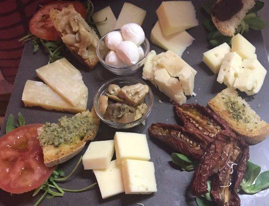 Vinyl - Live Music Club