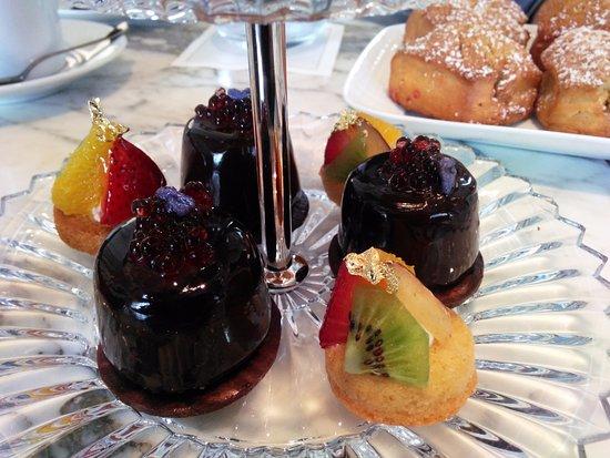 Baccarat Grand Salon