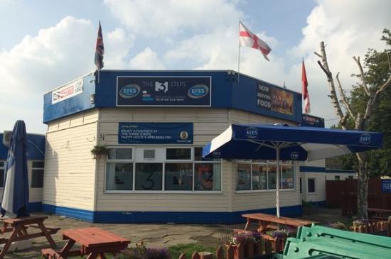 The 3 Steps Public House