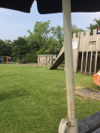 The Three Horseshoes