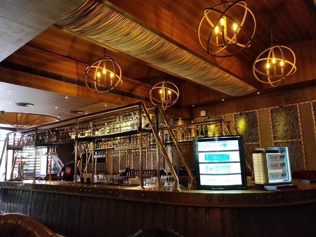 The Flying Saucer Cafe