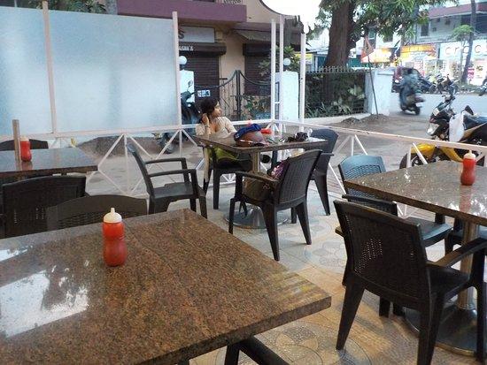 The Rooster Hot & Crispy