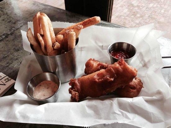 Commodore Bob's Yacht Club