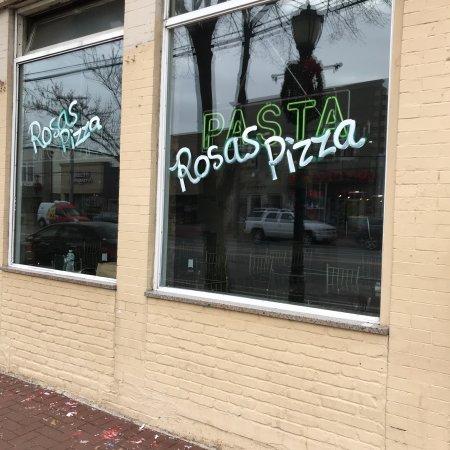 Rosa's Pizza