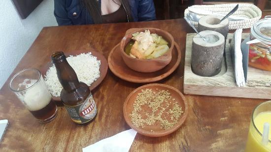 La Tejedora Manabita Gastronomia Montuvia