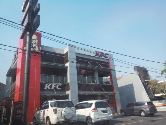 KFC Manyar Kertoarjo