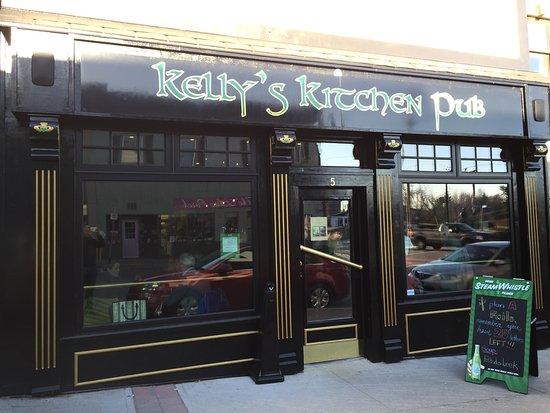 Kelly's Kitchen Pub