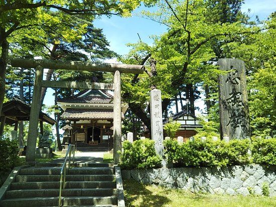 Tsuruoka Gokoku Shrine