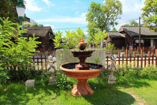 Alishan Linye Village & Huiyisenghuo Village