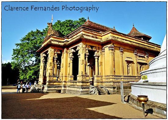 Kelaniya Raja Maha Vihara