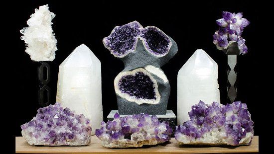 Points of Light Crystal and Mineral Gallery