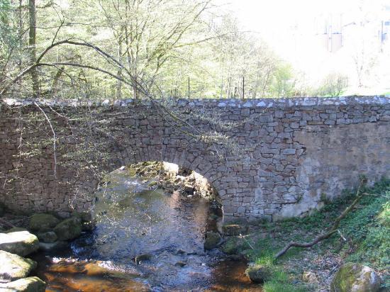 Abbaye Sainte-Marie de la Pierre-qui-Vire