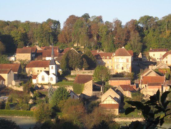 Château de Sainte Colombe en Auxois