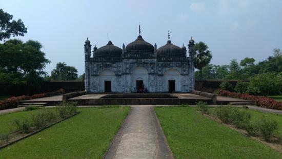Tomb of Siraj-ud-Daulah
