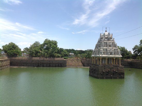 Arulmigu Kalugasalamoorthy Temple