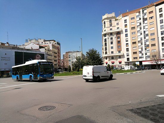 Glorieta de Cuatro Caminos