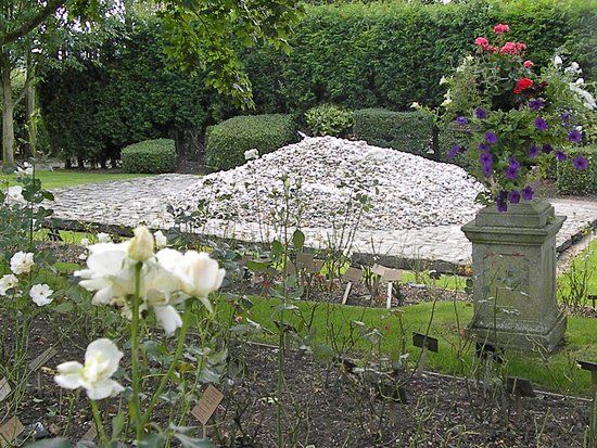 The National Holocaust Centre and Museum