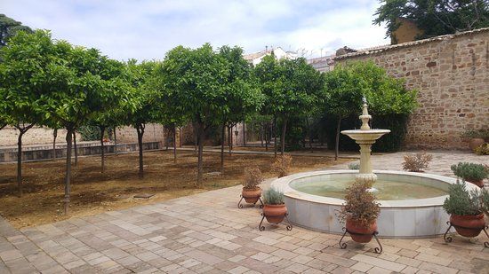 Fundacion Centro de Documentacion Musical Casa Museo Andres Segovia