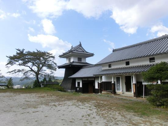 Iwamura Shiroyamajoshi Park