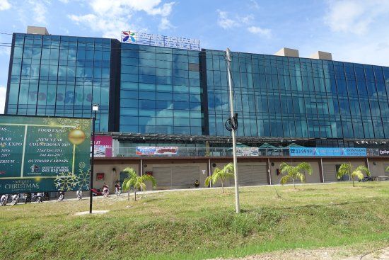 Times Square Megamall