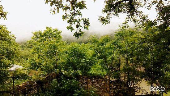 Monument to Wine Khvanchkara