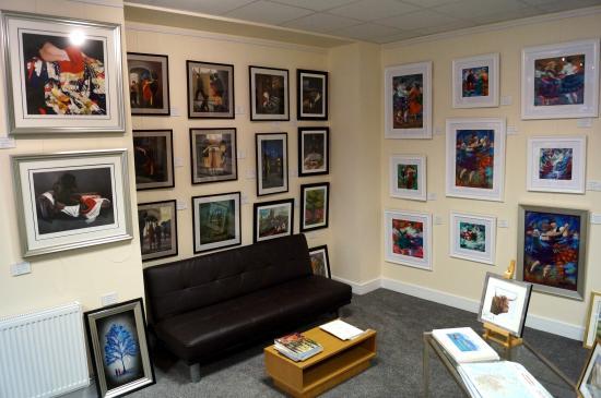 Art 'N' Joy Art Gallery and Framer