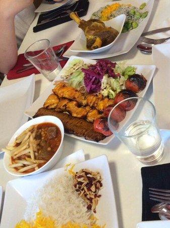 Lezizz Cafe & Restaurant