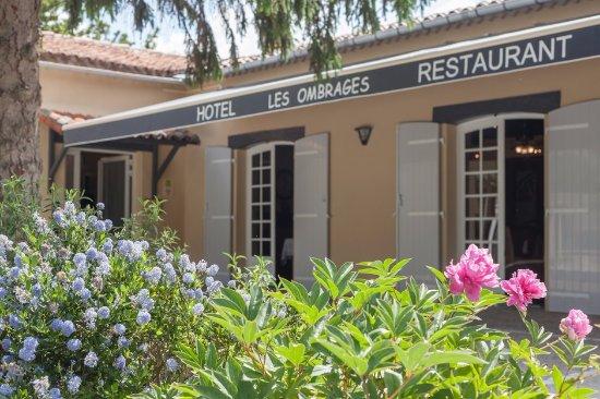 Les Ombrages