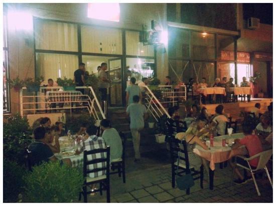 Restorant Pizza Pazza