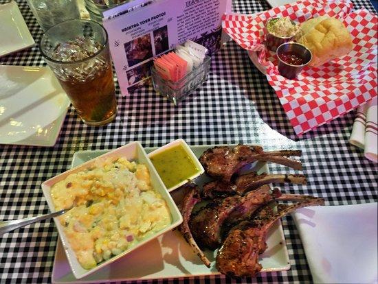 Royers Round Top Cafe