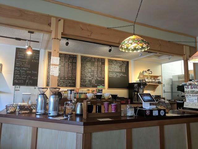 Easy Street Coffee and Tea House