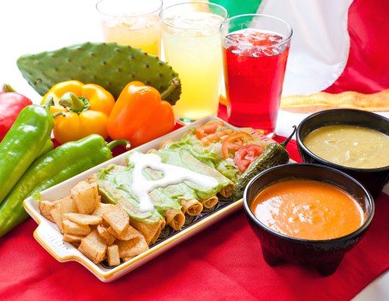 100% Antojitos Mexicanos