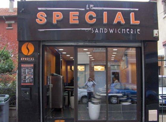 Le Special