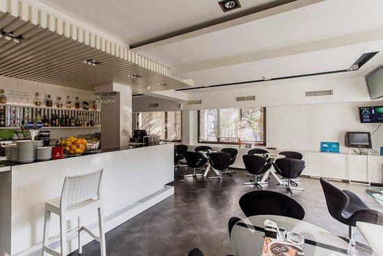 Caffe Pizzeria London