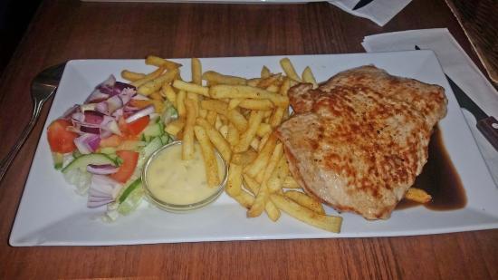 Dovas Restaurang Och Pub