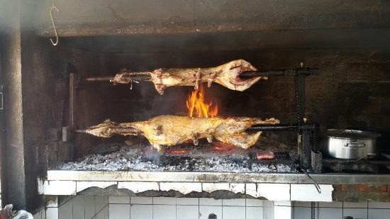 Restaurant Mamut Kastel Luksic