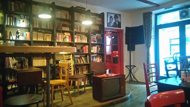 Book caffe Dnevni boravak