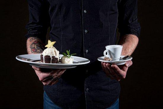 NOLA Restaurant & Cafe