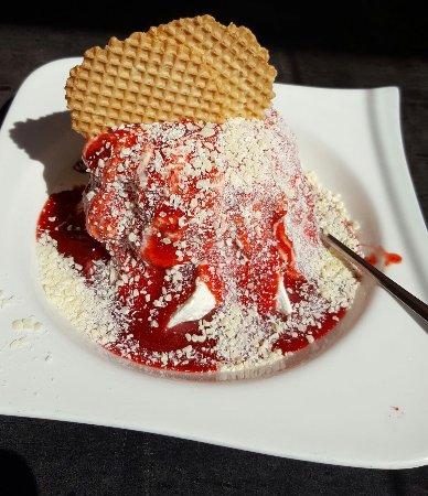 Eisstubchen Am Kanal