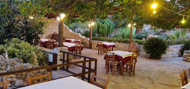 Taverna Kastro Mesi