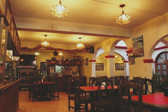 Carmelita Restaurant & Galeria