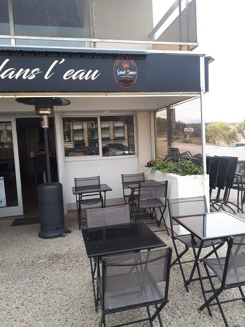 Les pieds dans l'eau