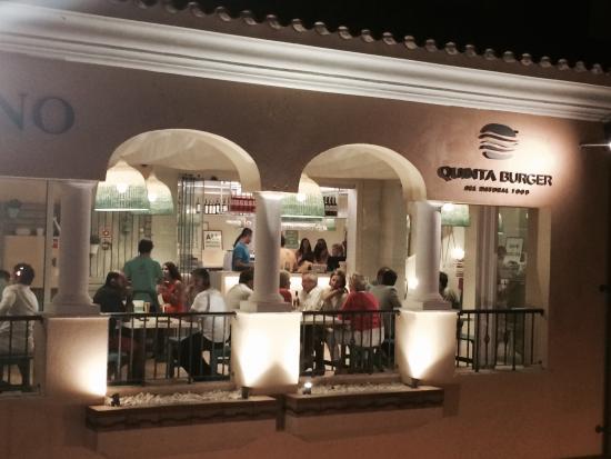 Quinta Burger