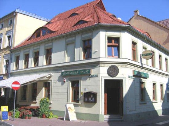 Haust Minibrowar Restauracja & Pub