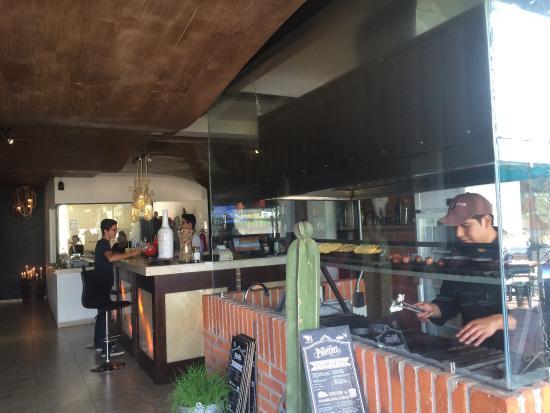 La Leche Asados Y Vinos