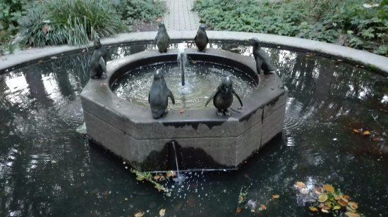 Pinguinbrunnen
